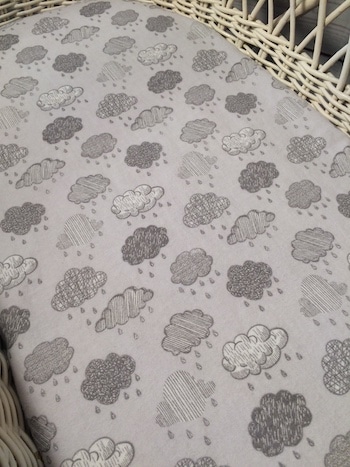 Grey Flannelette Bassinet fitted sheet - Image 2