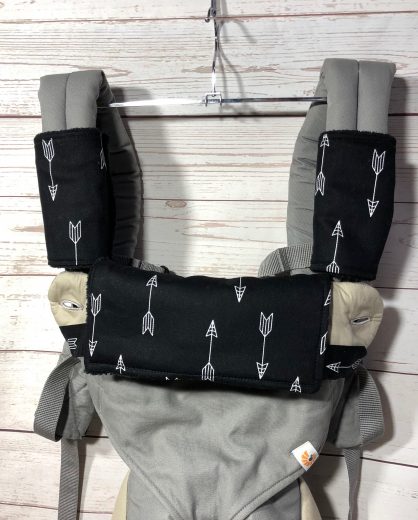 Black with white arrows Ergo 360 teething pads - Image 3