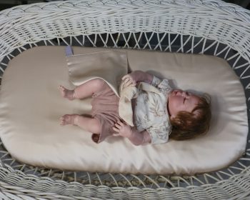 100% Mulberry silk bassinet fitted sheet - Image 3