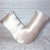 Boomerang mulberry silk pillow case