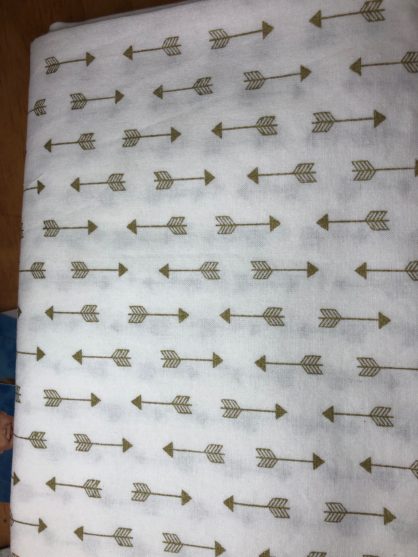 Gold arrow bassinet fitted sheet